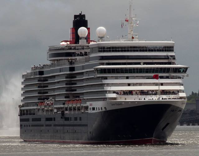 ThreeQueens_02.jpg